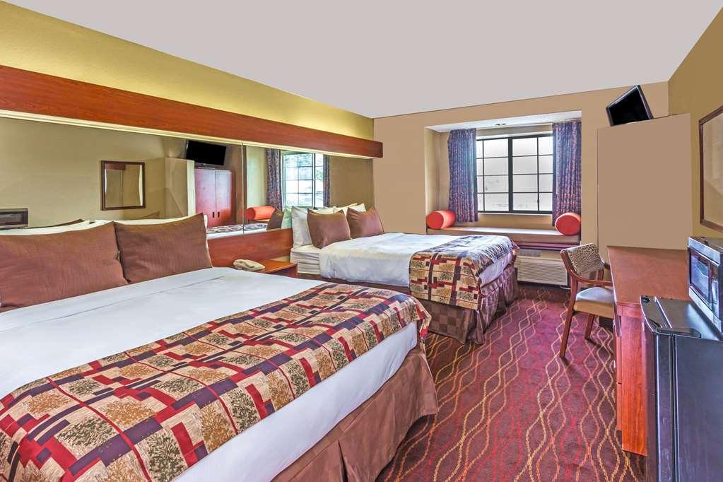 Microtel Inn & Suites By Wyndham Norcross Phòng bức ảnh