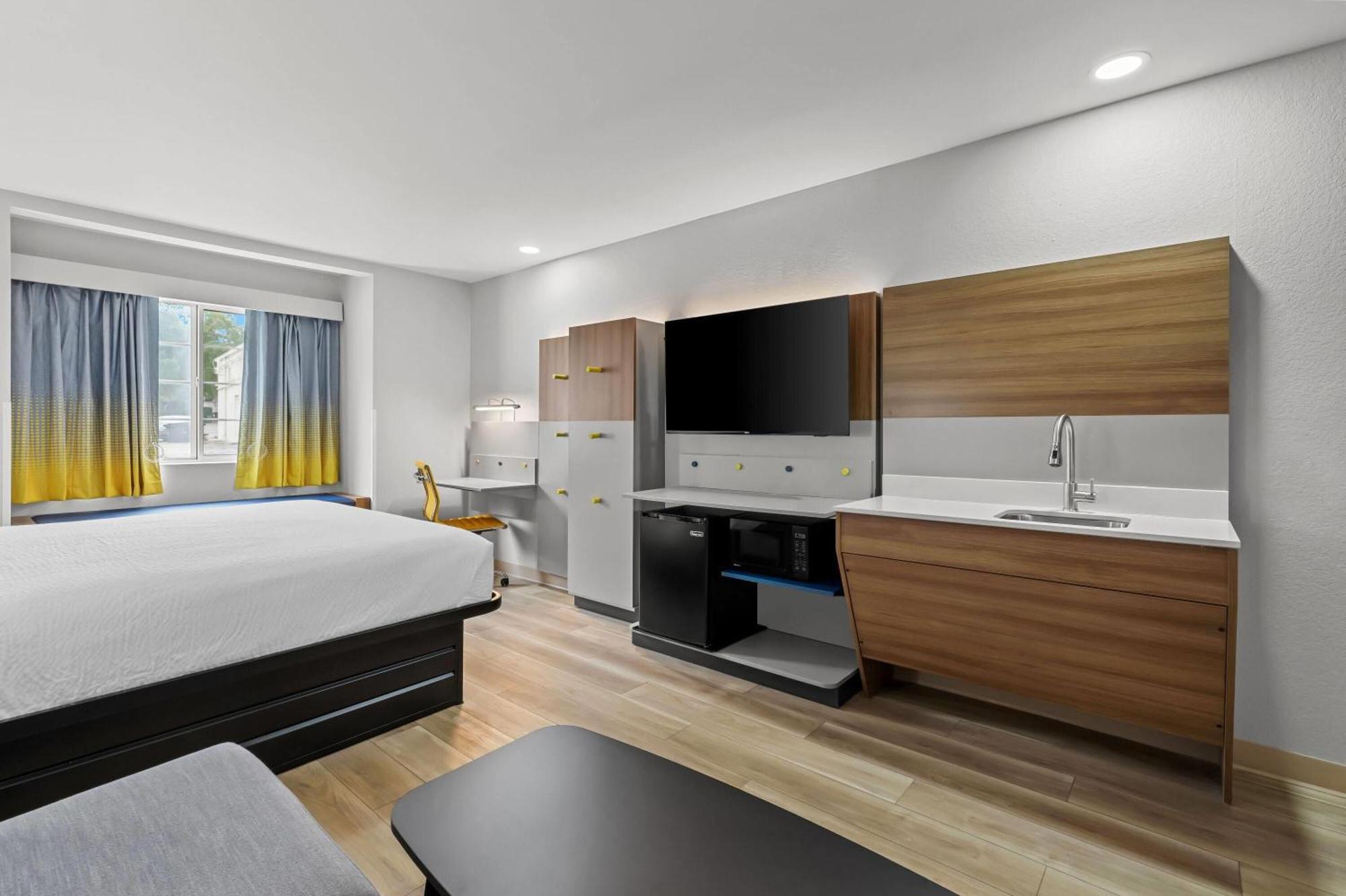 Microtel Inn & Suites By Wyndham Norcross Ngoại thất bức ảnh